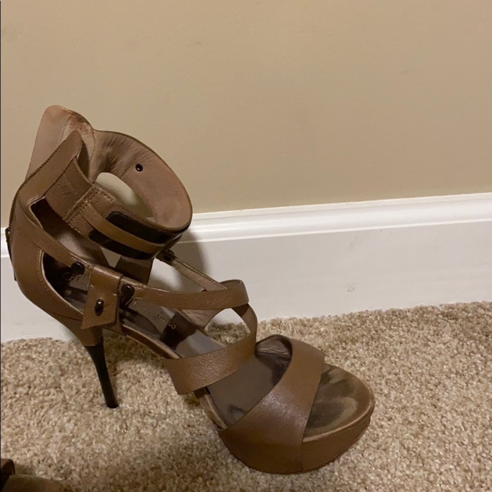 Ankle strap, stiletto sandal.